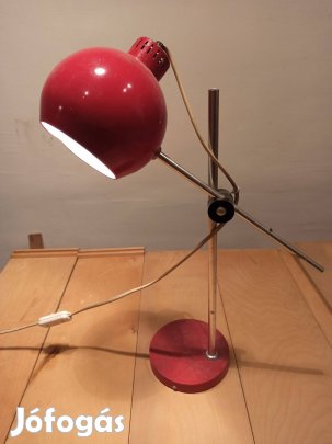 Retró piros asztali lámpa