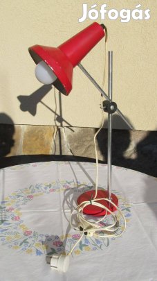Retró piros asztali lámpa Szarvasi
