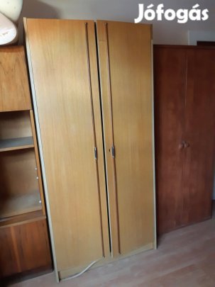 Retro polcos 1db és akasztós 1db szekrénysor
