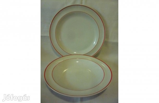 Retro porcelán tányér készlet két piros csíkkal 8 db egyben