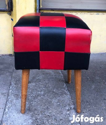 Retró puff piros - fekete