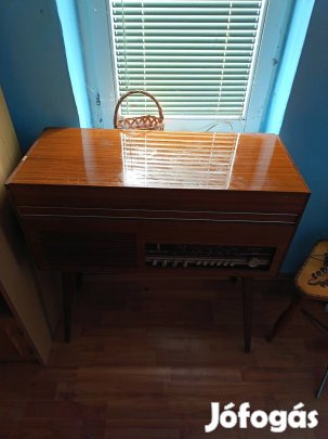 Retro rádió, lemezjátszó