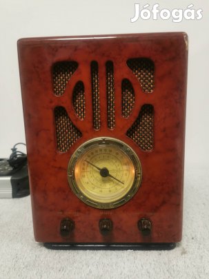 Retro rádió imitácio.