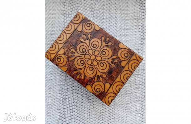 Retro régi fa díszdoboz eladó!