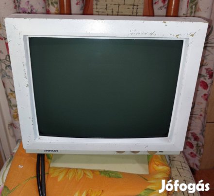 Retro régi pc monitor TARGA felirattal