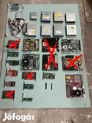 Retro számítógép alkatrészek