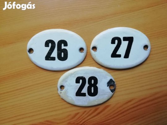 Retró számos régi zománc táblák 3 db eredeti ajtóra való