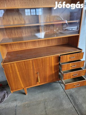 Retro szekrény 