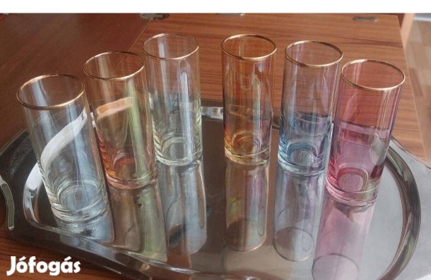 Retró színes üdítő-italos poharak (6db)