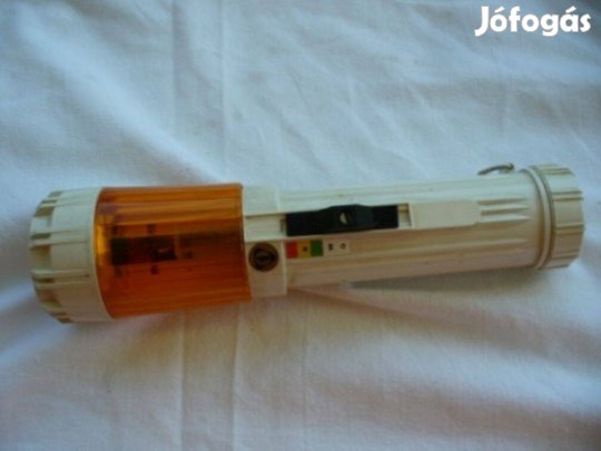 Retro szocialista katonai rendőr színváltós elemlámpa lámpa