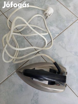 Retró szovjet működő vasaló olcsón elvihető