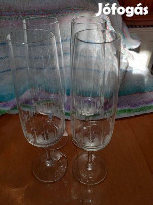 Retro talpas üvegpohár készlet 4 db-os csiszolt minta