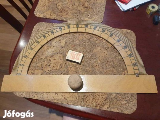 Retro tanári nagyméretű fa szögmérő 1966 szocreál kádár tanért taneszk