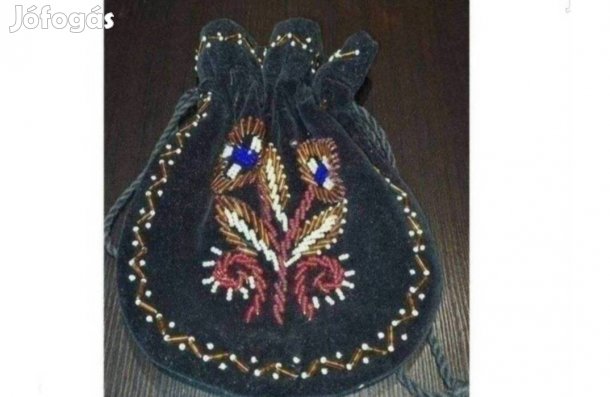 Retro tarisznya gyöngyökkel