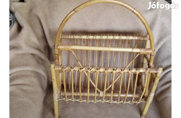 Retro újságtartó, Rattan újságtartó