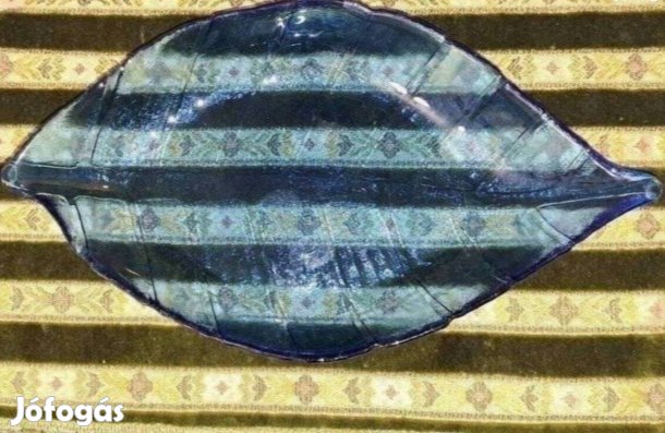 Retro üveg kínáló