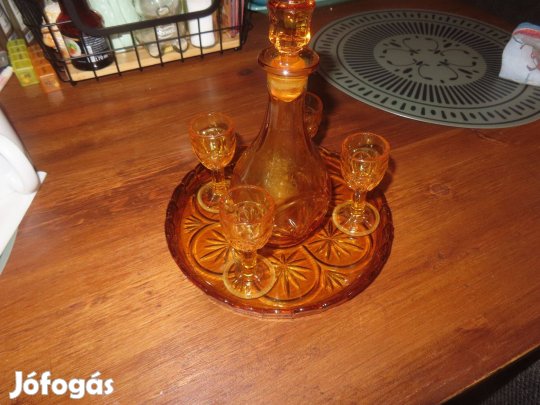 Retro üveg likőrös készlet