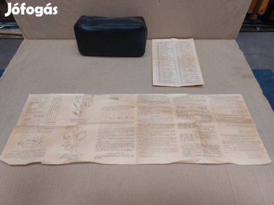 Retro vérnyomásmérő és sztetoszkóp