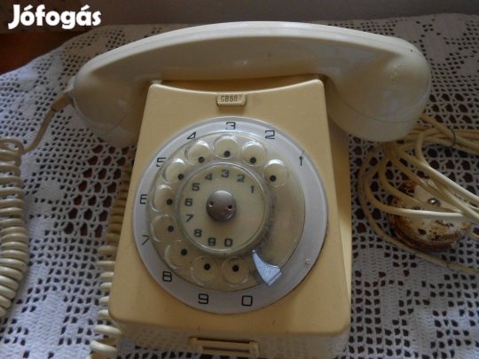 Retró vezetékes telefon