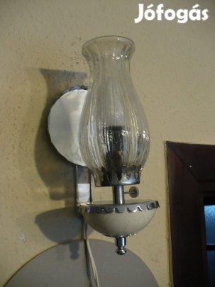 Retro vidéki jellegű falilámpa