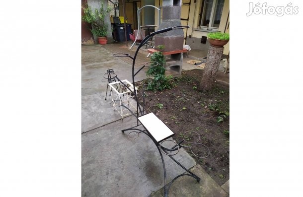 Retro virágtartók betonvasból