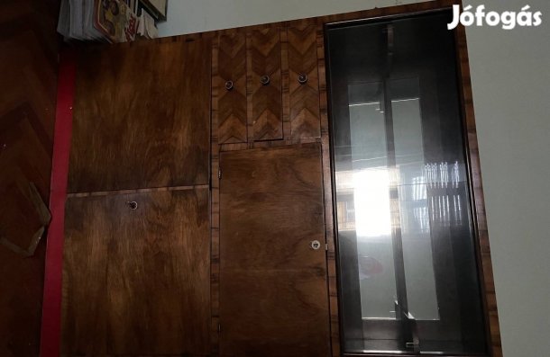 Retro vitrin és szekrény