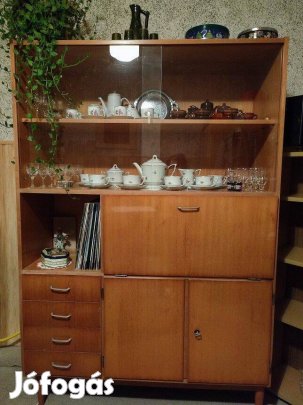 Retro vitrines szekrény és komód eladó Nagykanizsán