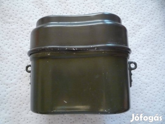 Retro zöld színű alumínium katonai ételhordó csajka