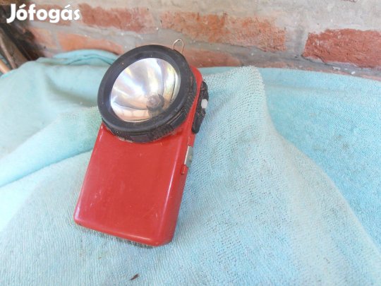 Retró zseblámpa 1200 ft/dblenti