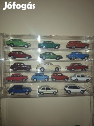 Retroautók vitrinben Szovjet/1