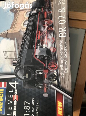 Revell 1:87 BR 02 vasút modell 