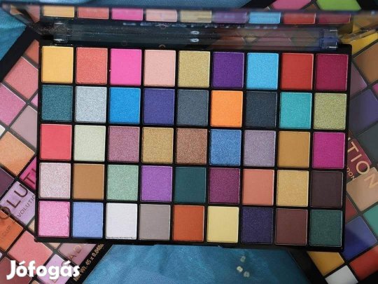 Revolution 45 szinu szemhejpuder paletta, uj