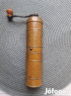 Réz, antik, régi török kávédaráló