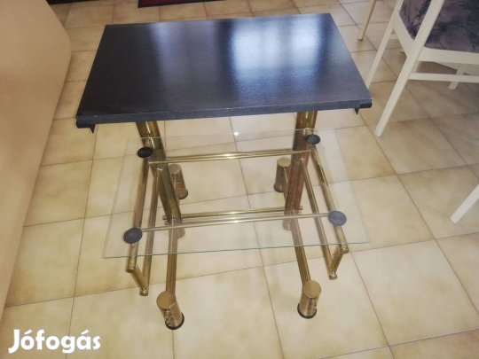 Réz álvány üveg polcal eladó