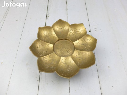 Réz dísztányér szirom forma 20cm