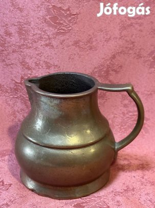 Réz kancsó, kiöntő, 722 gramm