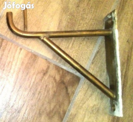 Réz karnis konzol karnis tartó , talp méret: talp 15 cm , távolság fal