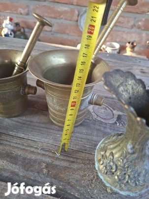 Réz tárgyak vegyessen