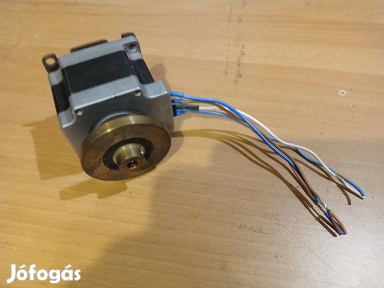 Rezgéscsillapítós léptetőmotor