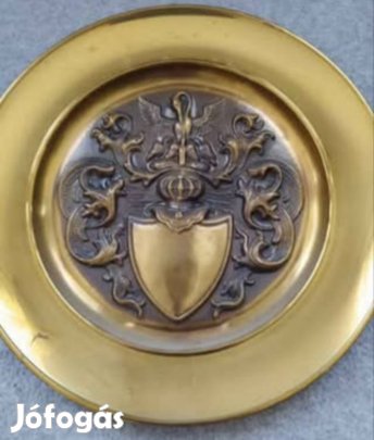 Rézhatású falitányérok 