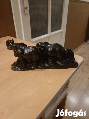 Rezin műgyanta elefántcsorda szobor