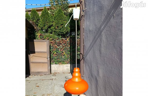 Rezro mennyezeti láma