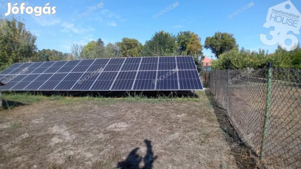 Rezsibarát, napelemes családi ház nagy telken, Lajosmizsén eladó!