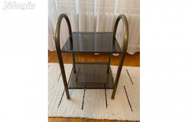 Rézvázas, retro telefonállvány