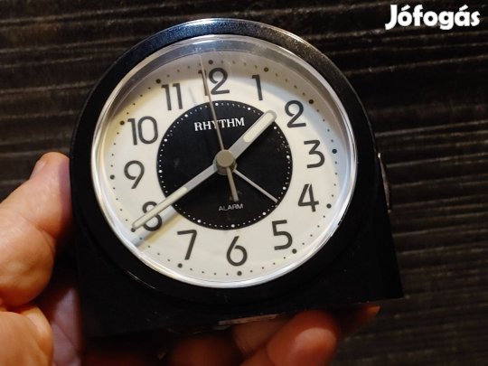 Rhythm asztali elemes ébresztős óra