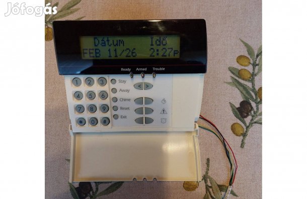 Riasztó kezelő, DSC