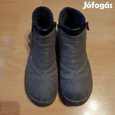 Rieker márkás bélelt női csizma 41