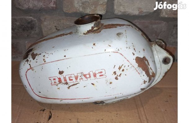 Riga 12 / Riga 16 üzemanyag tank