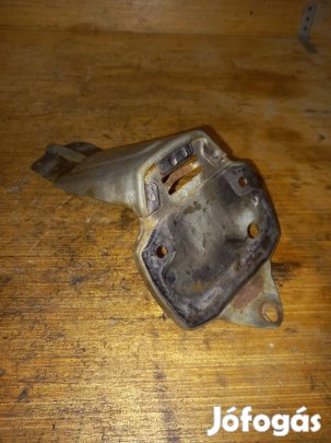 Riga 16 / Riga 22 hátsó lámpa tartó vas