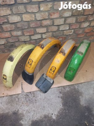 Riga 4 / 12 hátsó sárvédők